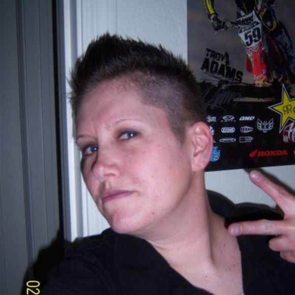 Meet your Posher, Julia - Picture 1 of 1